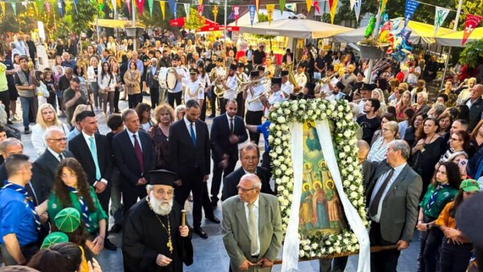 Με μεγαλοπρέπεια διεξήχθη ο εορτασμός της Αναλήψεως του Κυρίου στα Βριλήσσια