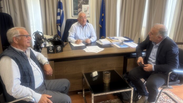 Συνάντηση Δημάρχου Δυτ.Σάμου με τον Γ.Γ. του Υπουργείου Εσωτερικών Σ.Χιονίδη