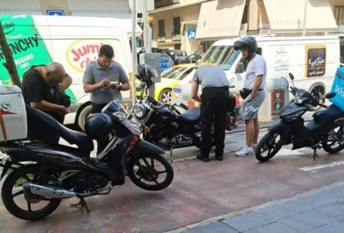Επιθεωρήσεις της Δημοτικής Αστυνομίας Ν.Σμύρνης για παραβιάσεις στους ποδηλατοδρόμους