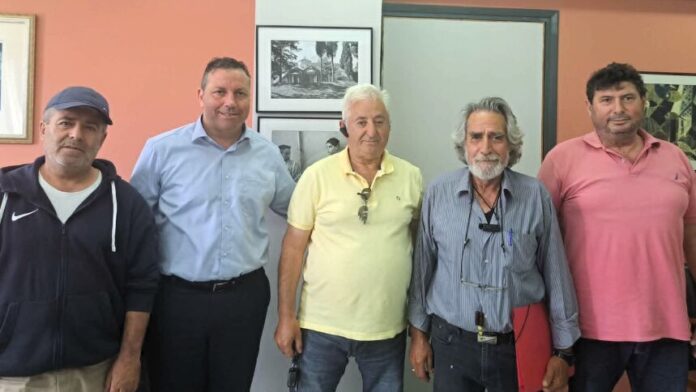 Σύσκεψη Δημάρχου με τους Επικεφαλής Κοινοτήτων του Αγίου Νικολάου