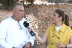 Διανομέας επέστρεψε χρήματα που ανακάλυψε και τιμήθηκε από τον δήμο Νεάπολης-Συκεών