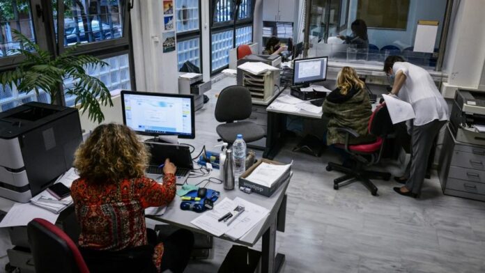 ΑΣΕΠ: Αναμένονται 11.535 νέες μόνιμες θέσεις σε Δήμους, Υπουργεία και Δημόσιο