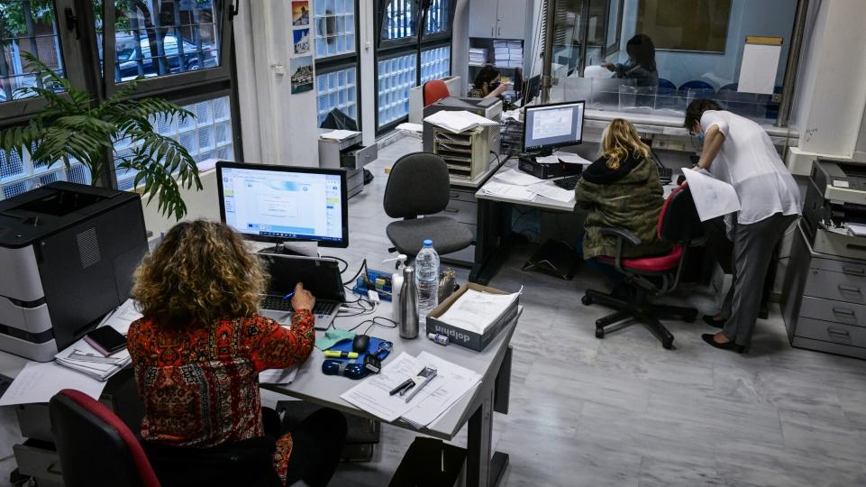 ΑΣΕΠ: Αναμένονται 11.535 νέες μόνιμες θέσεις σε Δήμους, Υπουργεία και Δημόσιο