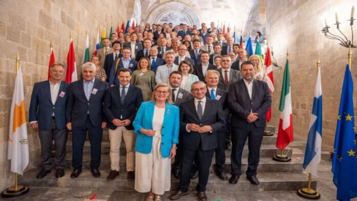 «Διακήρυξη της Ρόδου»: Φιλόδοξο και δυναμικό ευρωπαϊκό προϋπολογισμό επιδιώκει το ΕΛΚ