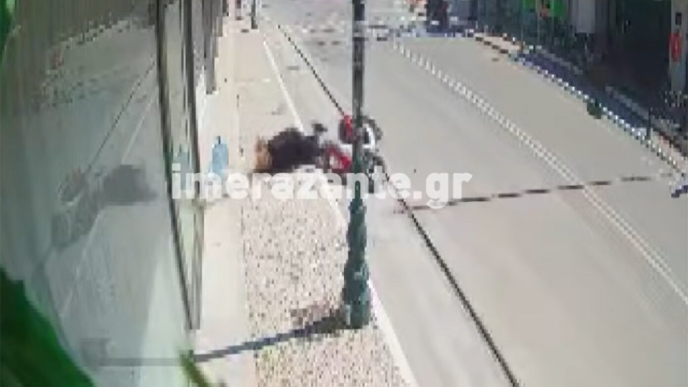 Συγκλονιστικό βίντεο από το ατύχημα γυναίκας στη Ζάκυνθο – Κατέληξε με το μηχανάκι σε τρύπα για οπτική ίνα