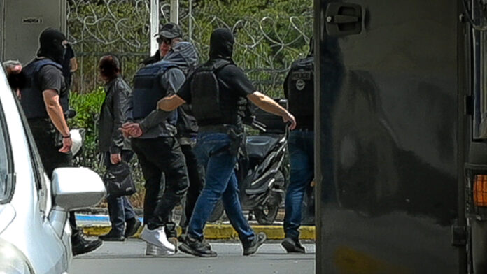 Ο «μισός ποινικός κώδικας» στους τρεις για τη δολοφονία του «θαμνάκια» στο Χαλάνδρι – Το επικείμενο συμβόλαιο θανάτου της Greek Mafia