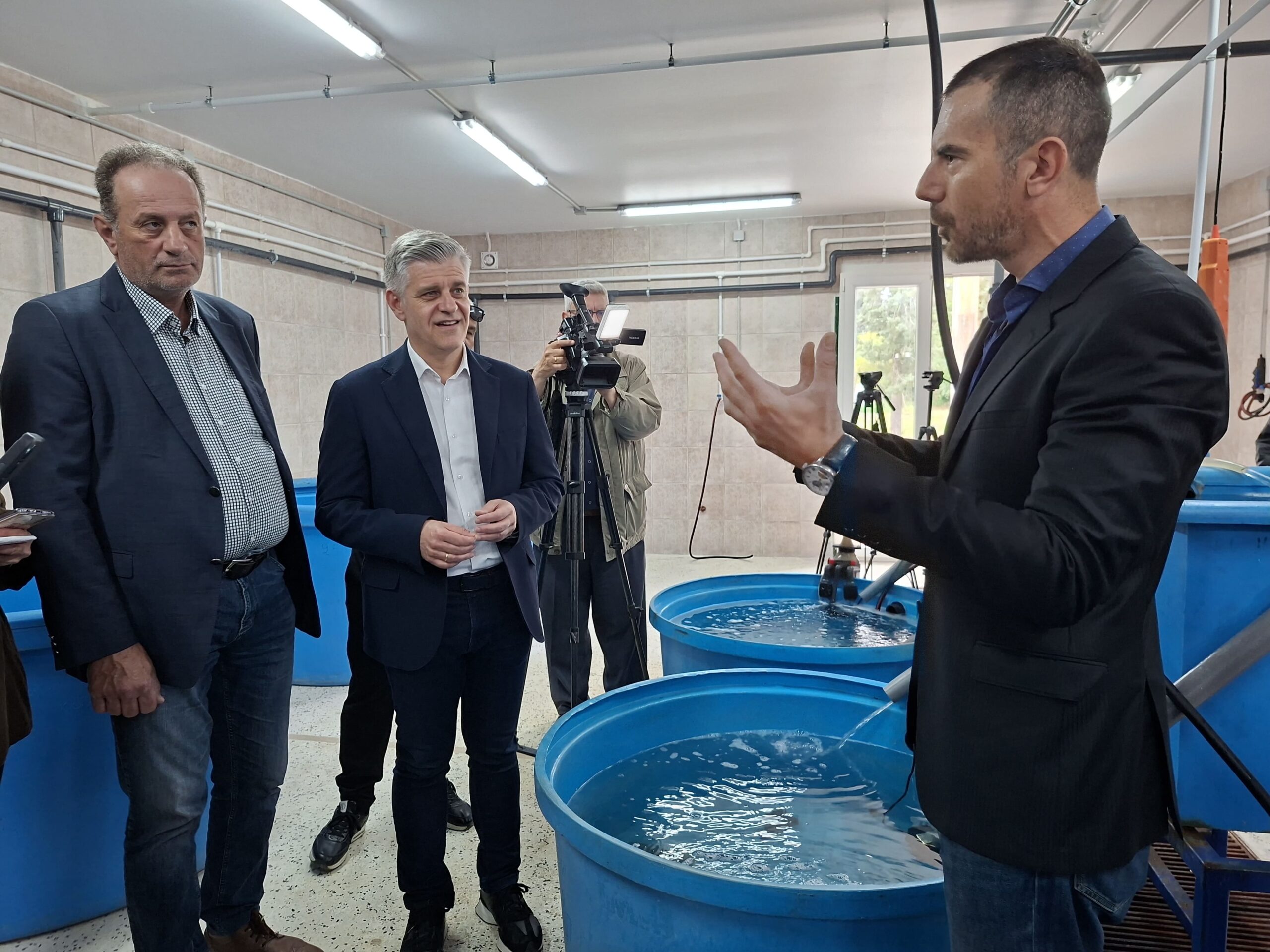 Ο Αντιπεριφερειάρχης Κ. Γιουτίκας στον πρώτο Οστρακογεννητικό Σταθμό στη χώρα