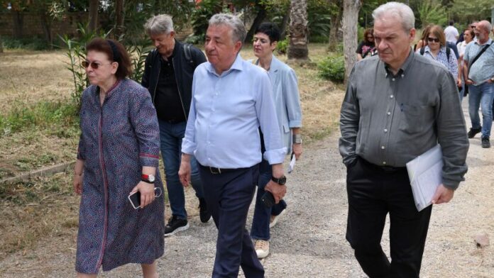 Δ. Ηρακλείου: Επίσκεψη της Υπουργού Πολιτισμού στα Ενετικά Τείχη για επιθεώρηση εργασιών