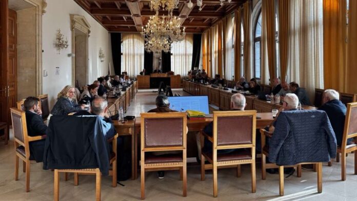 Δ.Σ. Ηρακλείου: “Έγκριση” για τον ΟΕΥ και τον καινούργιο Κανονισμό Άρδευσης