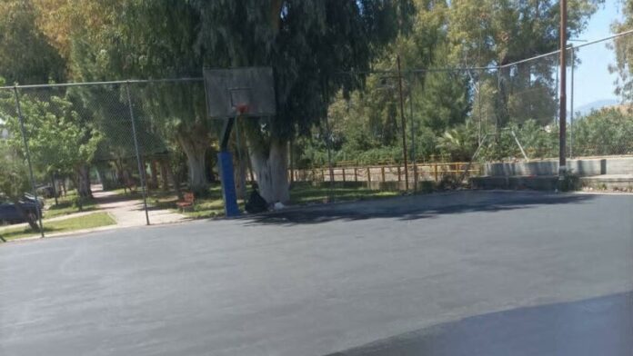 Αποκατάσταση ανοιχτού γηπέδου μπάσκετ από τον Δήμο Καλαμάτας