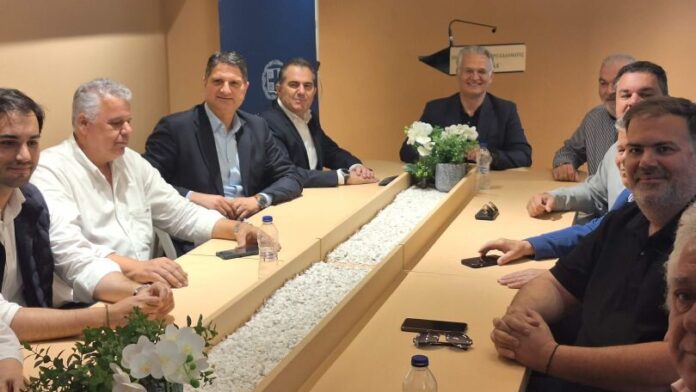 Σύσκεψη του Περιφερειάρχη Πελοποννήσου με Δημάρχους Μεσσηνίας