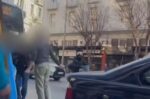 Συμπλοκές, βίαιες συγκρούσεις και μαχαιρώματα στους δρόμους της Αθήνας για ασήμαντες αιτίες
