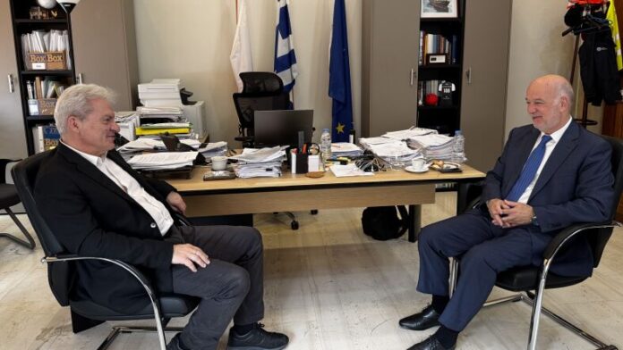 “Στην Περιφέρεια Κρήτης στη συνάντηση με τον Υπουργό Δικαιοσύνης ο Δήμαρχος Ηρακλείου”