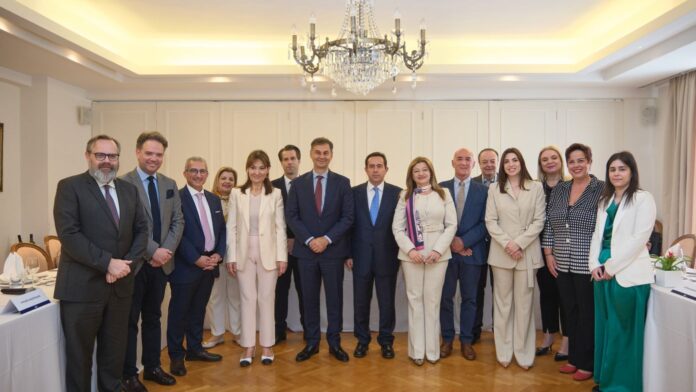 Η κρουαζιέρα στρέφεται στα νέα ελληνικά λιμάνια – Στο τραπέζι σχέδιο ανάπτυξης για ανερχόμενους προορισμούς