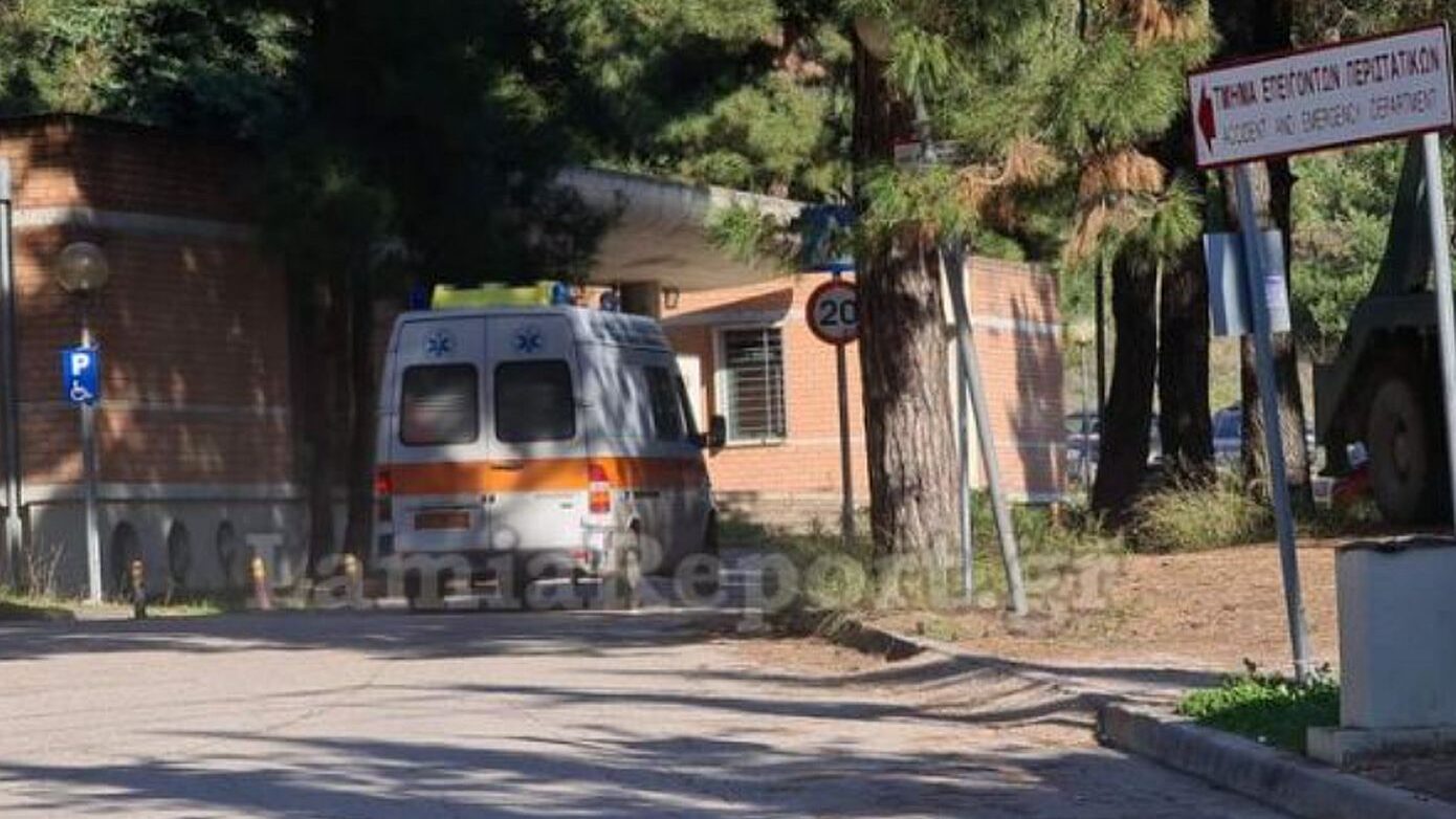 Δραματικό συμβάν στη Λαμία: Νεαρός άνδρας έπεσε από την οροφή 3όροφης πολυκατοικίας