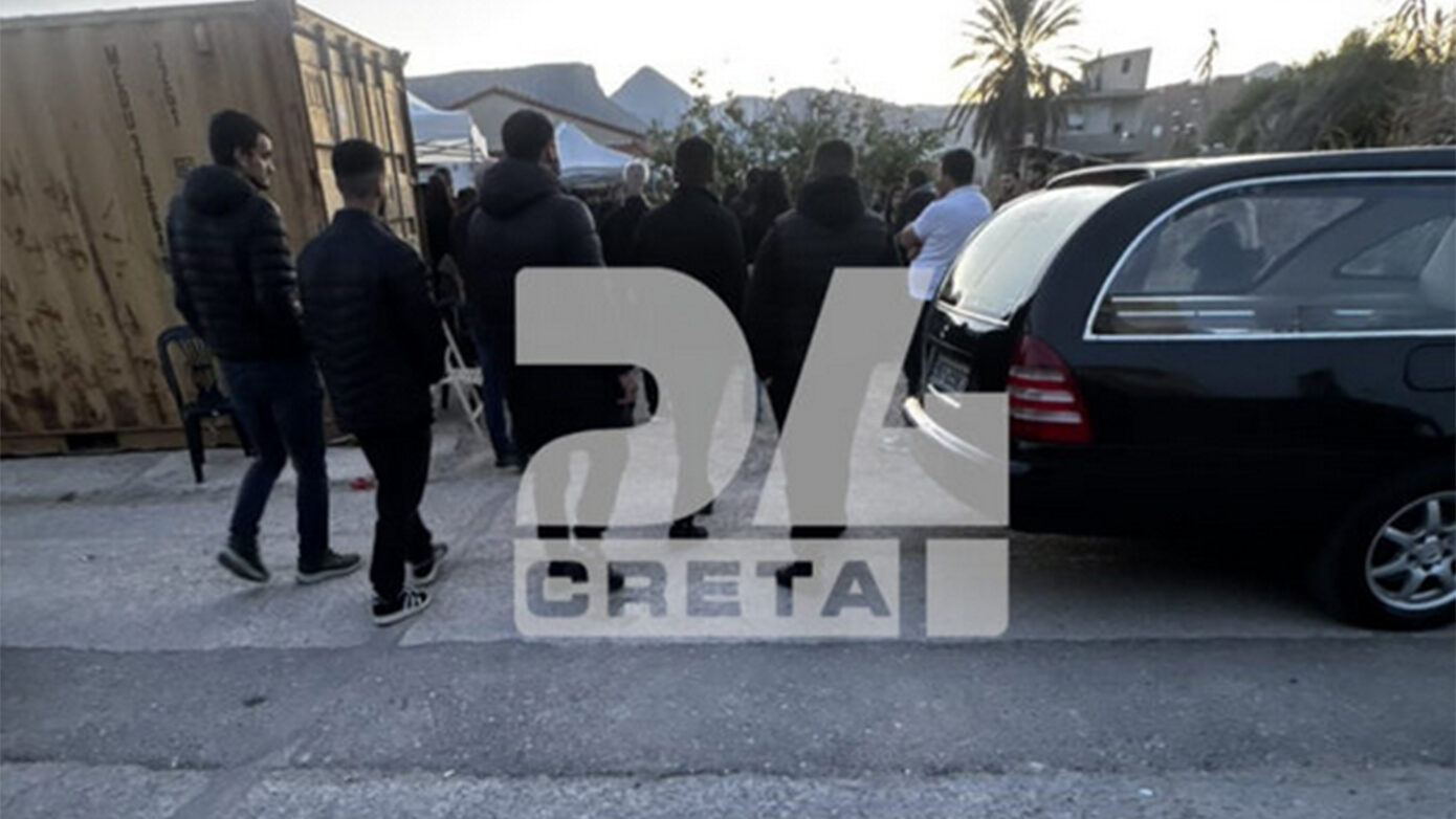 Σκηνές αρχαίας τραγωδίας στο σπίτι του Νικήτα στο Ηράκλειο – Ντυμένος γαμπρός στο φέρετρο – Η κραυγή του πατέρα: «Παιδί μου δεν σε έσωσα»