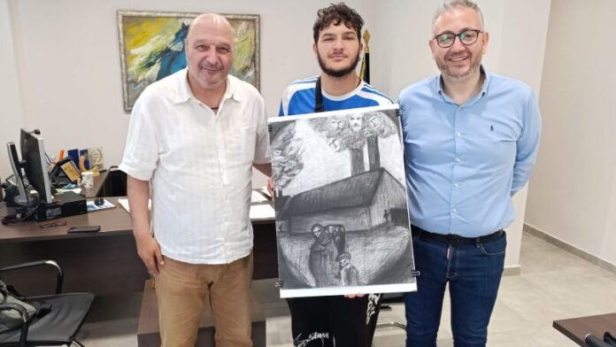 Συνάντηση του Δημάρχου Ωραιοκάστρου με τον βραβευμένο μαθητή Γ. Ισκεντερίδη