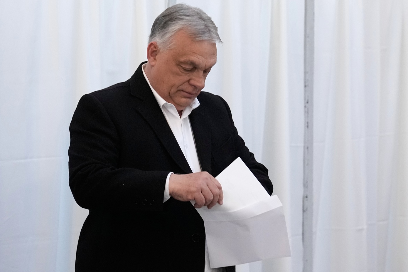 Η πτώση του Όρμπαν προκαλεί επενδυτική άνθηση – Επιχειρηματίες διακρίνουν «νέα εποχή» στην Ουγγαρία του Μάγιαρ