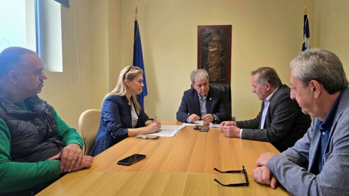 Σύσκεψη Περιφερειάρχη Δυτικής Μακεδονίας με την Επικεφαλής του Γ.Ν. Γρεβενών