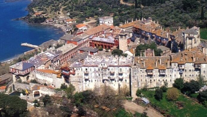 Η Π.Κ.Μ. αποκαθιστά την Αθωνιάδα Ακαδημία της Ι.Μ. Βατοπαιδίου