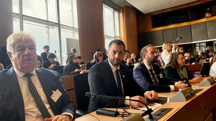 Ο Περιφερειάρχης Φάνης Σπανός στις Βρυξέλλες για το: «Δικαίωμα να κατοικείς στον τόπο σου»