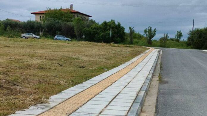 Περιφέρεια Αττικής: Εκστρατεία καθαρισμού στην Επανομή από τον Δήμο Θερμαϊκού