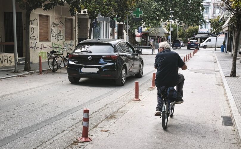 Έρευνα του Δ. Τρικκαίων για πιο ασφαλή κεντρικό ποδηλατόδρομο