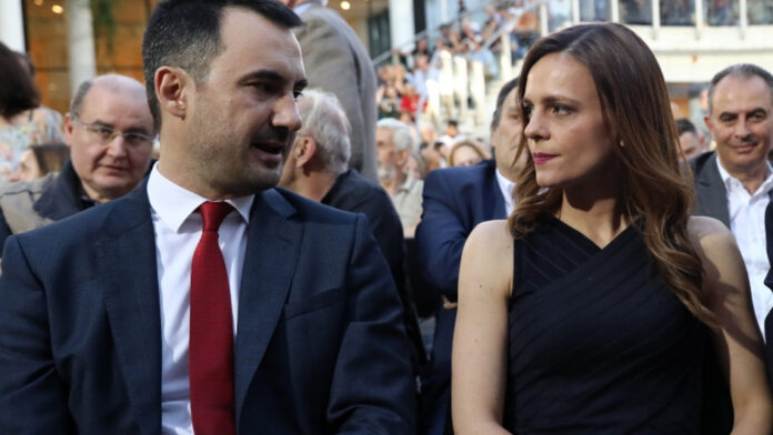 Κατέρρευσε η ΚΟ της Νέας Αριστεράς, αποχώρησαν επτά βουλευτές και 150 στελέχη συνολικά