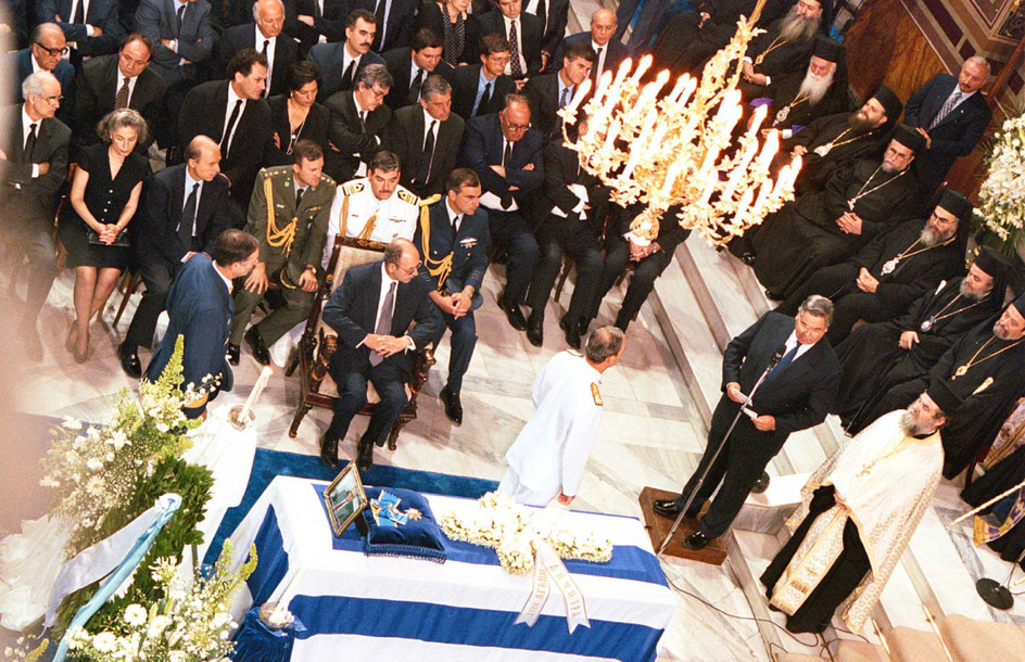 30 χρόνια από τον θάνατο του Ανδρέα Παπανδρέου – Ο ηγέτης που σφράγισε τη Μεταπολίτευση