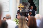 Φίλοι, συνάδελφοι και στελέχη της Αριστεράς αποχαιρέτησαν τον δημοσιογράφο, Νίκο Σερβετά