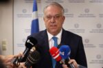 Θεοδωρικάκος: Παγώνουν οι τιμές βασικών προϊόντων για δύο μήνες – Νέα αποκλιμάκωση τον Σεπτέμβριο