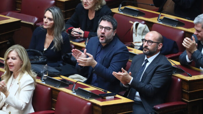 Ανατροπή στην Κεντροαριστερά: Οι 39 ανεξάρτητοι βουλευτές γίνονται δεύτερη ισχυρότερη δύναμη