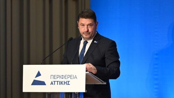 Συνθήματα έξω από το σπίτι του Νίκου Χαρδαλιά έγραψαν άγνωστοι