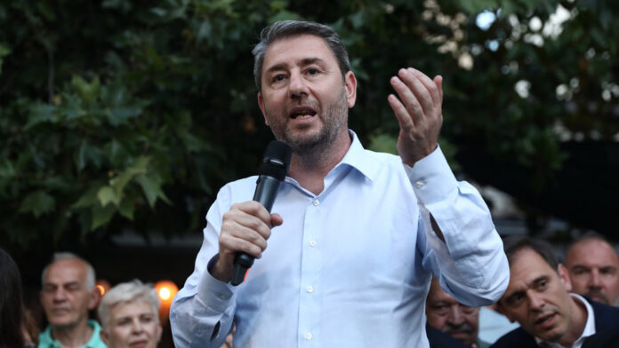 Ανδρουλάκης από Νέα Ιωνία: «Η ακρίβεια δεν χτυπιέται με επιστολές και ανέκδοτα περί θυμωμένου πρωθυπουργού»