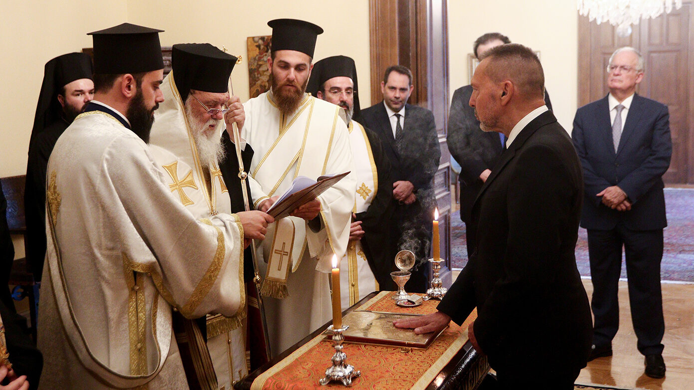 Γιάννης Στουρνάρας ορκίστηκε για τρίτη φορά διοικητής της Τράπεζας της Ελλάδος