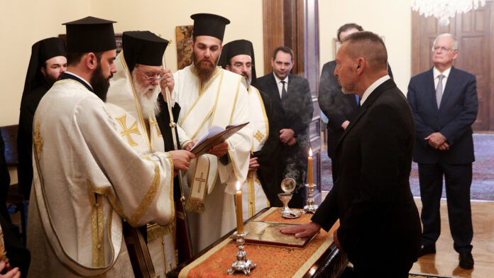 Γιάννης Στουρνάρας ορκίστηκε για τρίτη φορά διοικητής της Τράπεζας της Ελλάδος