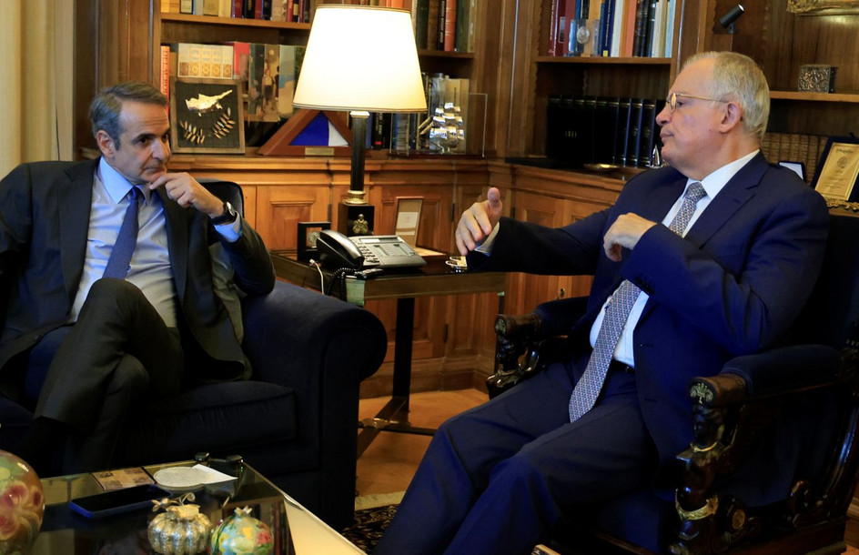 Μητσοτάκης σε Τασούλα: Αποκλιμάκωση στις τιμές των καυσίμων και επιστροφή στην κανονικότητα