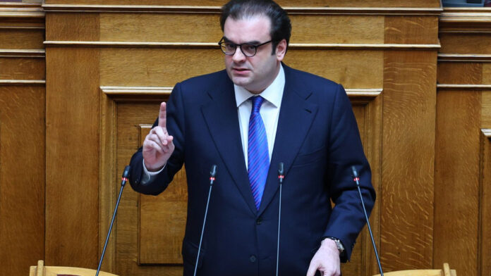 Πιερρακάκης για τα «κόκκινα δάνεια»: Με τη νέα ρύθμιση πάνω από 100.000 πολίτες θα δουν τη δόση τους να μειώνεται ραγδαία
