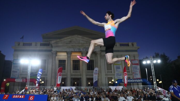 Τεντόγλου νικητής στο Piraeus Long Jump, σπάζοντας δύο φορές το ρεκόρ αγώνα