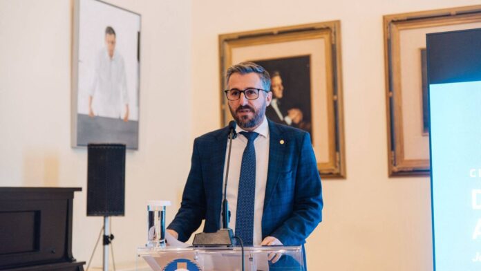 Δ. Αθηναίων: Η Τεχνητή Νοημοσύνη στην υπηρεσία του πολίτη