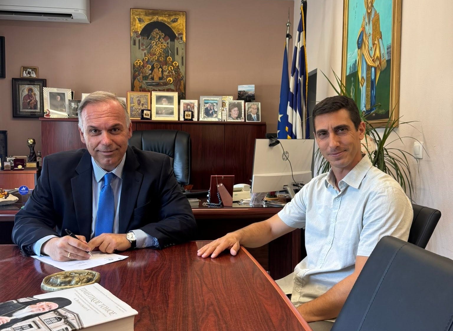 Δήμος Θάσου: Σύμβαση για τη ναυαγοσωστική κάλυψη πολυσύχναστων παραλιών