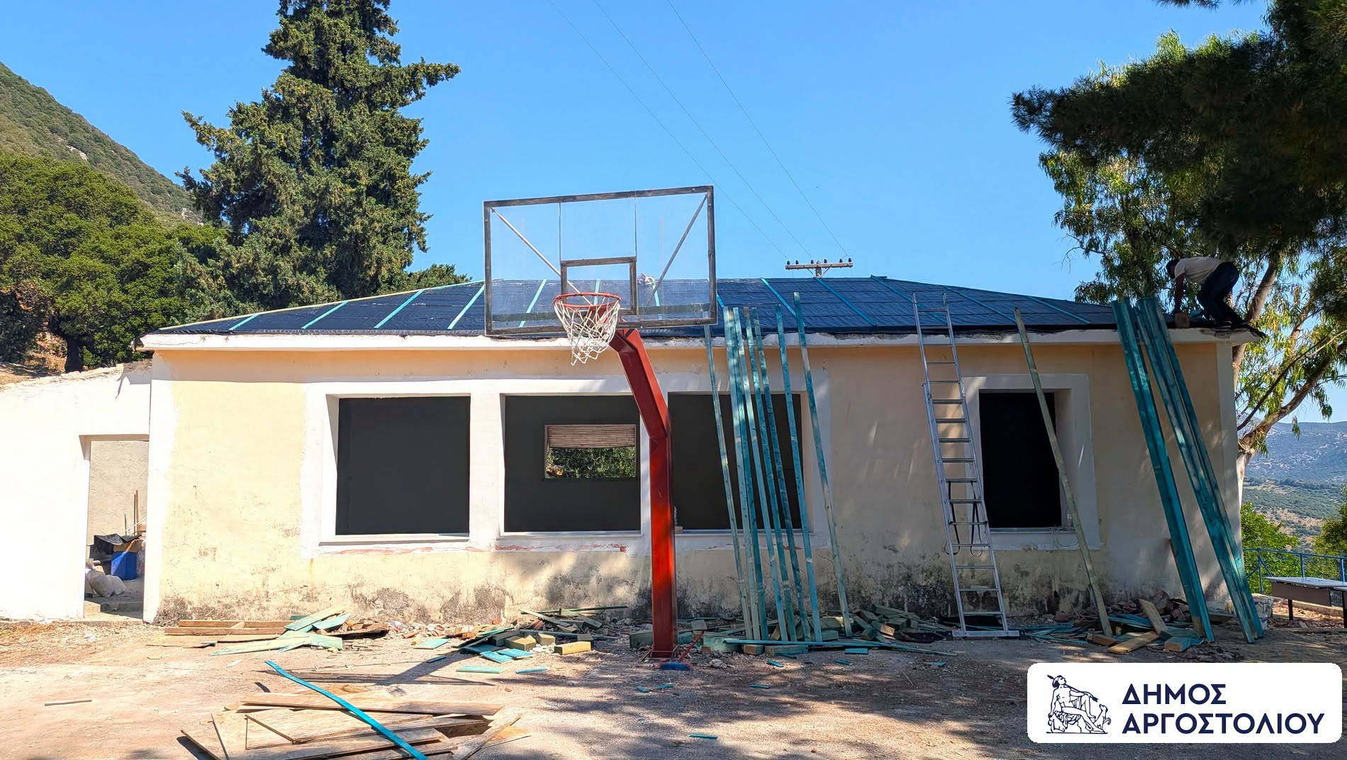 Αποκατάσταση του πρώην Δημοτικού Σχολείου Καπανδριτίου σε εξέλιξη