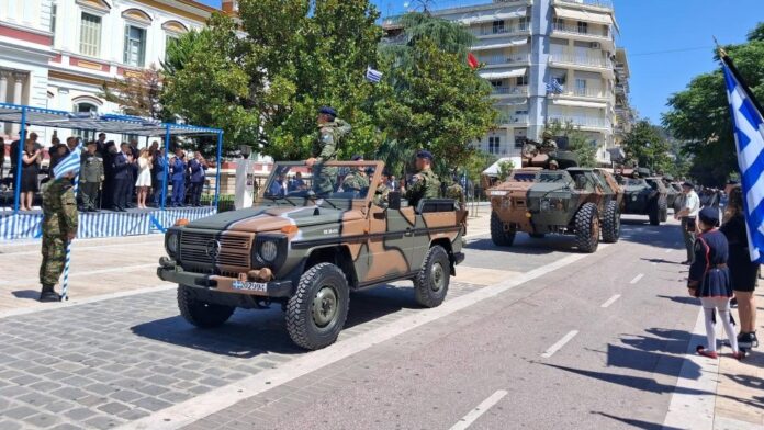 Σέρρες: Παρέλαση για την επέτειο απελευθέρωσης της πόλης με λαμπρότητα και περηφάνια