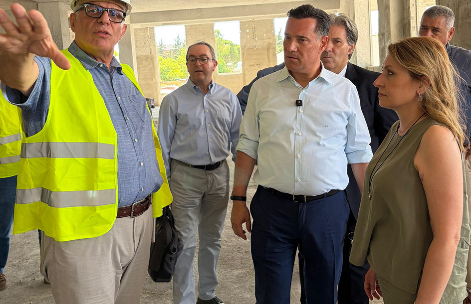 Άδωνις Γεωργιάδης επισκέφθηκε τρία νοσοκομεία της Πάτρας και το Κέντρο Υγείας βορείου τομέα