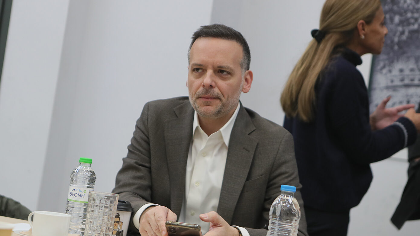 Πράσινο φως για δάνειο 75 εκατ. ευρώ στον Δήμο Αθηναίων με στόχο την ανακαίνιση των σχολείων