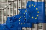 Πόλεμος Βορρά – Νότου για τα 2 τρισ. ευρώ της ΕΕ – Τι κερδίζει η Ελλάδα