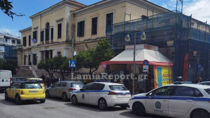 Δίκη για τις απάτες Ρομά στη Φθιώτιδα: Οργή για τη νέα αναβολή και τους κατηγορούμενους που γυρίζουν ελεύθεροι με τα λεφτά μας