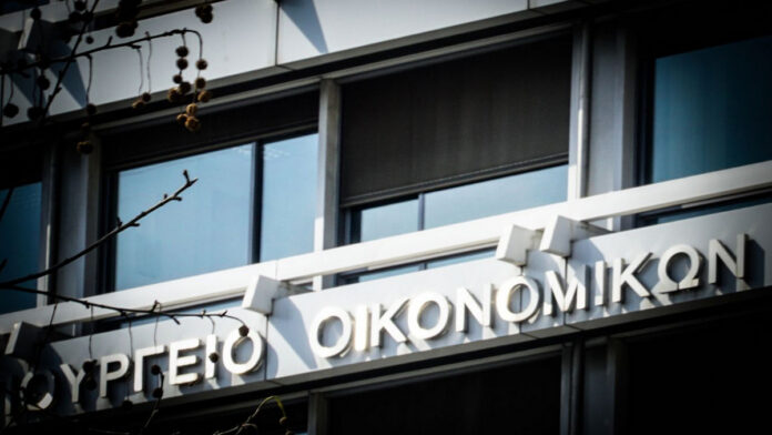 Πρωτογενές πλεόνασμα 3,6 δισ. ευρώ στο πεντάμηνο για τον προϋπολογισμό – Υπέρβαση 2,4 δισ. ευρώ από το στόχο