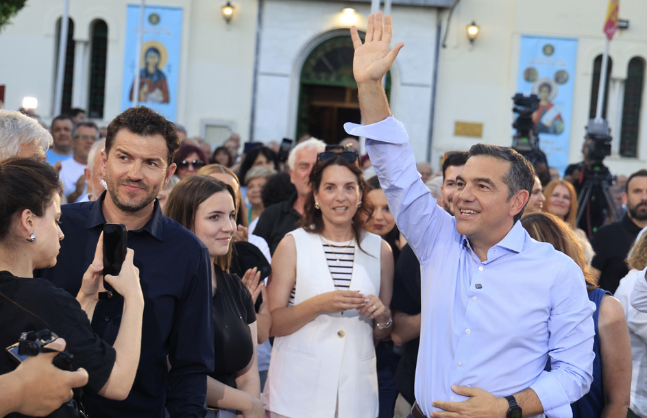 Αλέξης Τσίπρας: Πρώτη ανοιχτή εκδήλωση της ΕΛ.Α.Σ. στη Νίκαια με σύνθημα «Τώρα Μιλάμε»