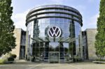 Γερμανία: Ο όμιλος Volkswagen θα καταργήσει 50.000 θέσεις εργασίας έως το 2030